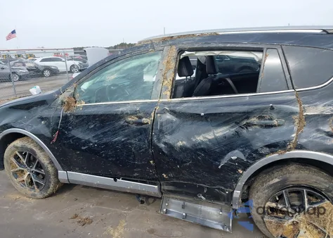 2017 Toyota Rav4 Se из США, поврежденный, VIN 2T3NFREV2HW392614